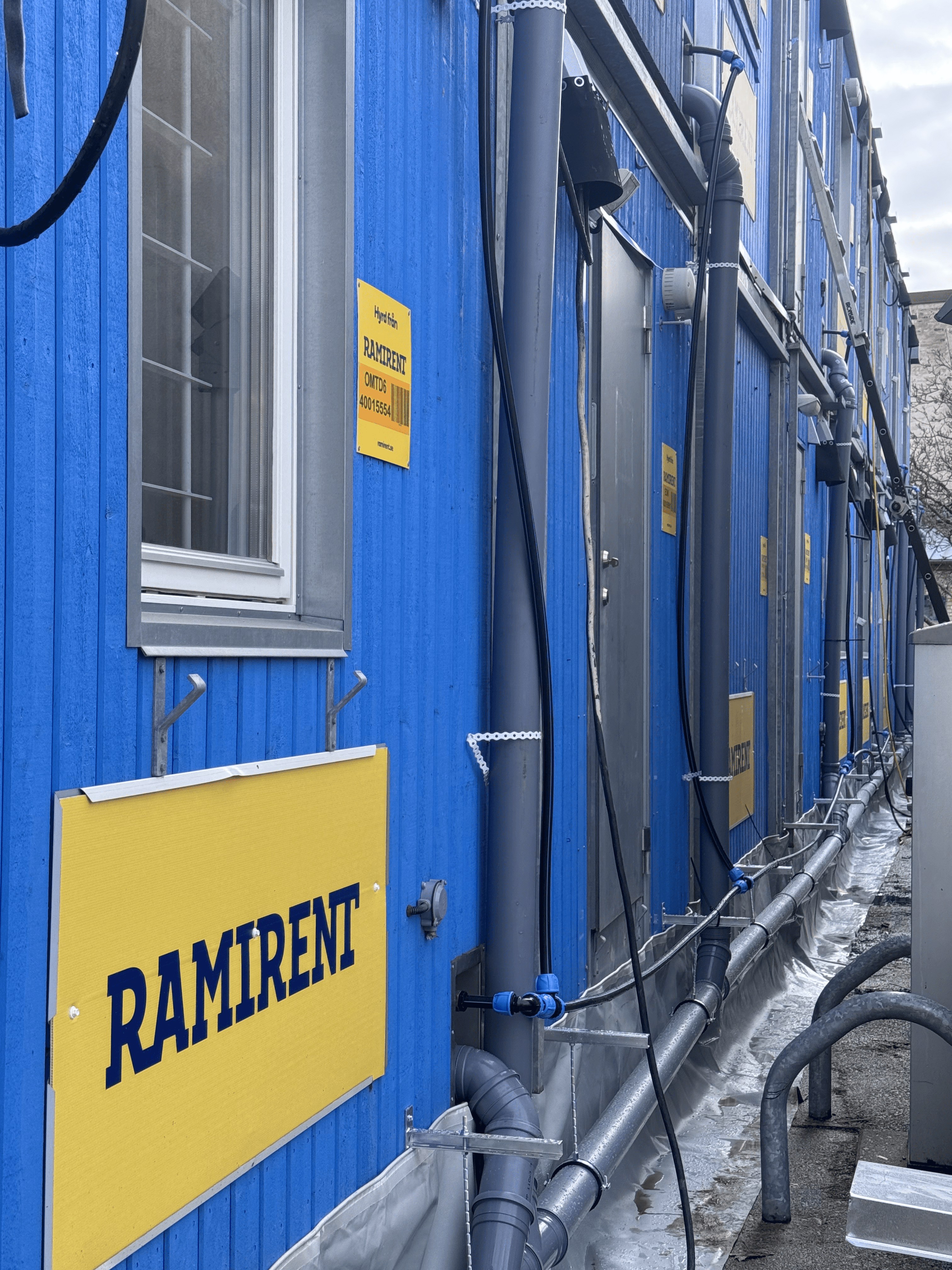 Byggbodar på plats – många rörfrågor dyker upp vid ombyggnad.